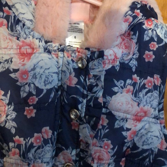 Vest - Picture 3 of 3